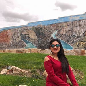 Meet your Posher, Janelu